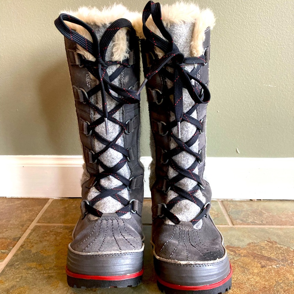 Sorel winter boots. Size 9